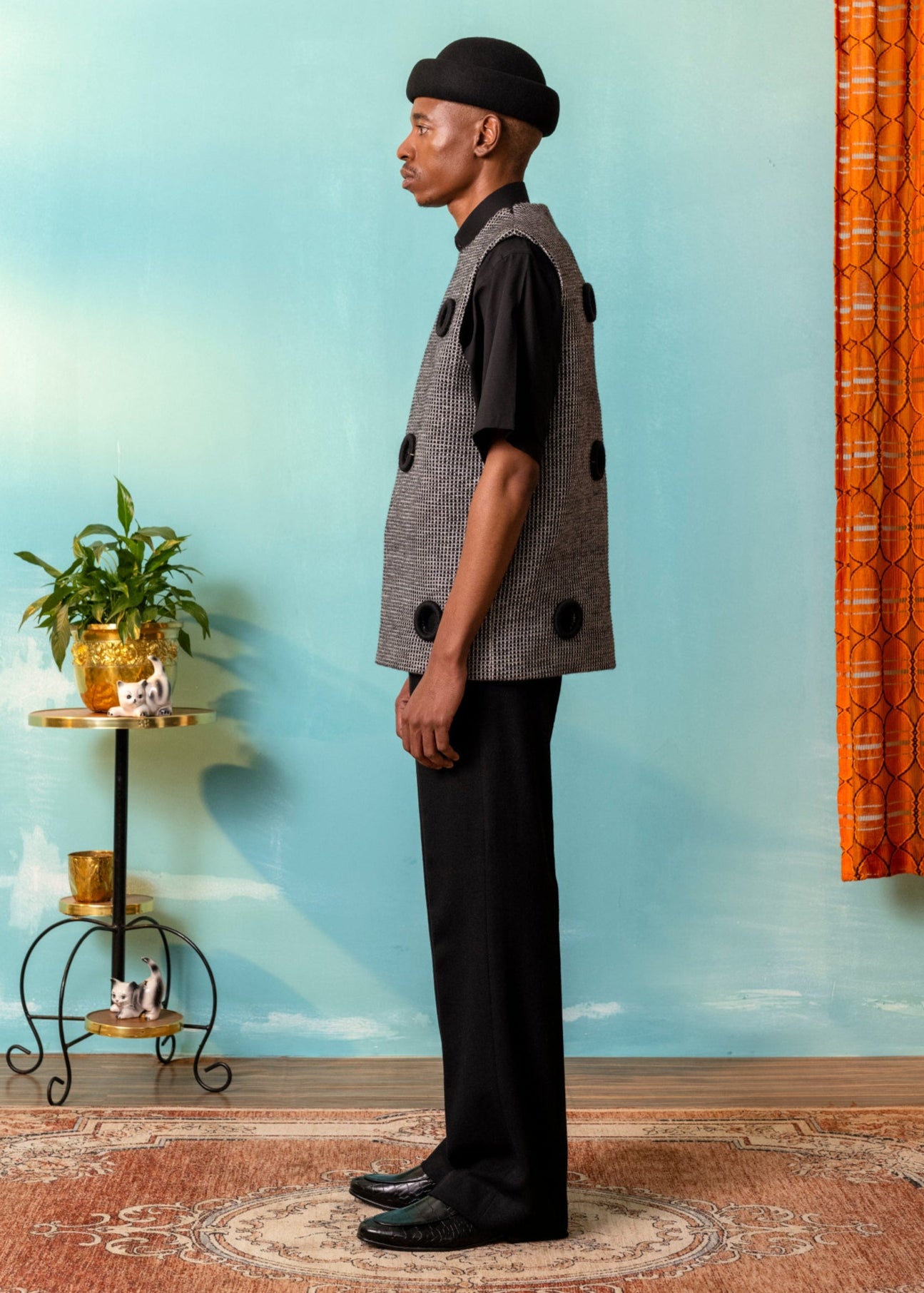 Handwoven Black Keyhole Boxy Top